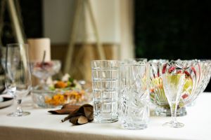 Seturile de pahare apa din cristal – Un plus de eleganţă pentru mesele zilnice