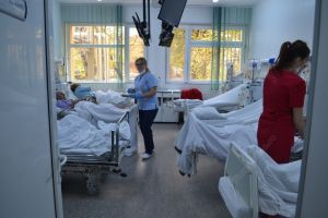 Pneumonia a curmat două vieţi. Avem şi 13 cazuri de gripă în judeţ