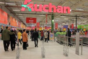 Alertă alimentară. Auchan recheamă un produs contaminat cu Listeria