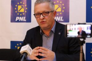 Propunerea de excludere a celor 5 consilieri PNL din Târgu-Mureş, supusă mâine la vot