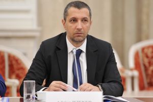 Medicul arădean Adrian Wiener este noul lider al grupului USR din Senatul României