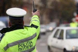 Șoferi din Blaj şi Cugir, prinşi şi cercetaţi de poliţişti pentru conducere sub influenţa alcoolului şi fără permis