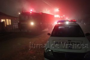 ULTIMĂ ORĂ: Incendiu la un bloc ANL din Gugeşti