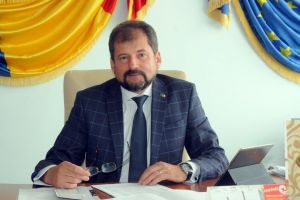 „La Moineşti dorim un progres, nu regres în dezvoltarea localităţii”